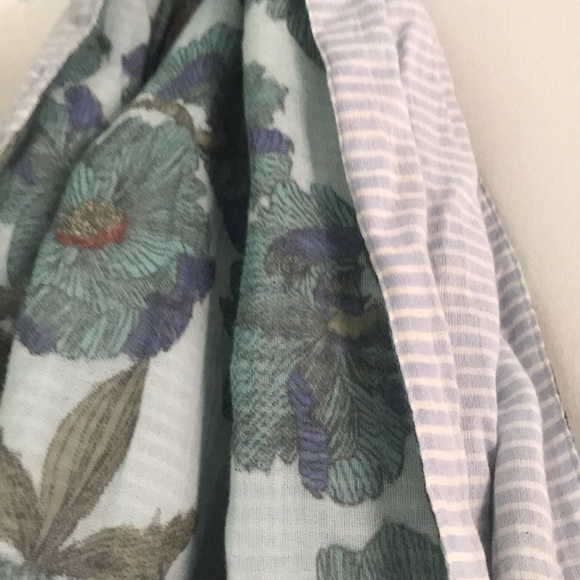 J. Jill Infinity Scarf - Picture 3 of 6